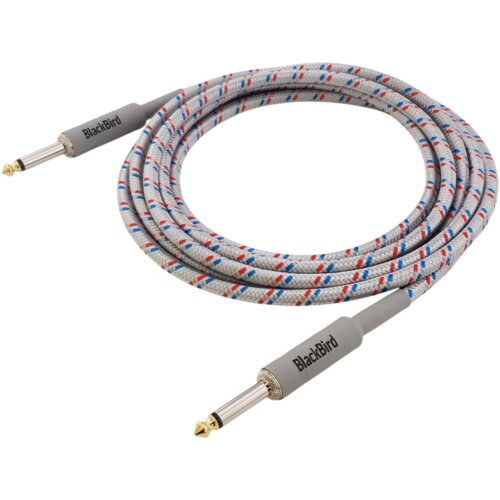 Na zdjęciu znajduje się szary kabel z kolorowym oplotem, zakończony dwoma wtykami Jack 6.3 mm, na których widnieje napis "BlackBird". Kabel jest zwinięty w luźną pętlę.