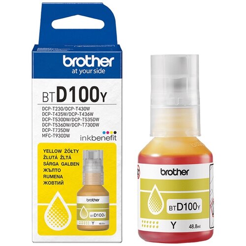 Na zdjęciu znajduje się opakowanie i butelka żółtego tuszu o pojemności 48.8 ml marki Brother, model BT D100Y. Na opakowaniu widnieje tekst: "brother at your side", "BT D100Y", lista kompatybilnych modeli drukarek oraz "inkbenefit".