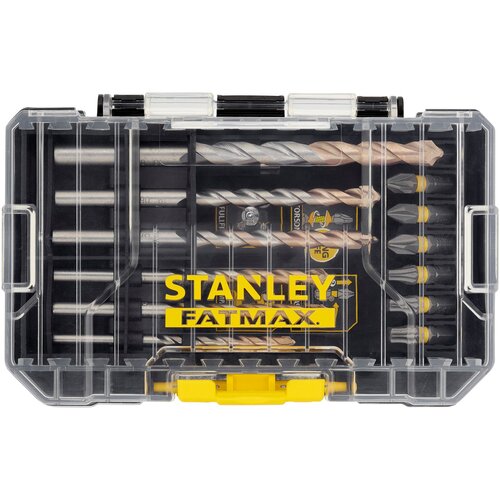 Przezroczyste pudełko zawiera zestaw wierteł i bitów, z widocznym logo "STANLEY FATMAX" na środku. Wewnątrz znajdują się różnej wielkości wiertła i bity, ułożone w przegródkach.