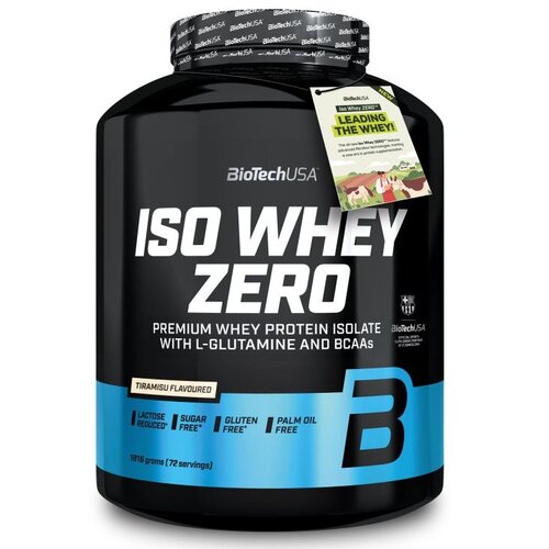 Czarne opakowanie odżywki białkowej z białym napisem "ISO WHEY ZERO" oraz informacjami: "Premium Whey Protein Isolate with L-Glutamine and BCAAs", "Tiramisu Flavoured", "Lactose Reduced", "Sugar Free", "Gluten Free", "Palm Oil Free". Na opakowaniu widniej