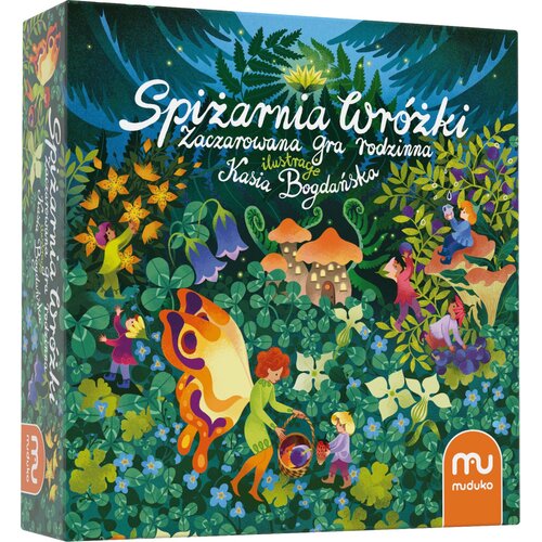 Na zdjęciu znajduje się pudełko gry planszowej "Spiżarnia wróżki" z kolorową ilustracją przedstawiającą fantastyczny las z wróżkami, kwiatami i grzybami. Na pudełku widnieje tekst: "Spiżarnia wróżki Zaczarowana gra rodzinna ilustracje Kasia Bogdańska" ora