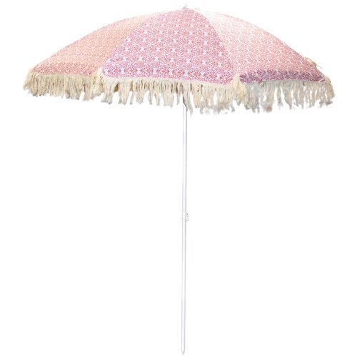 Czerwony parasol ogrodowy z białym wzorem i frędzlami na krawędziach, zamocowany na białym, smukłym stelażu. Produkt jest widoczny na białym tle.