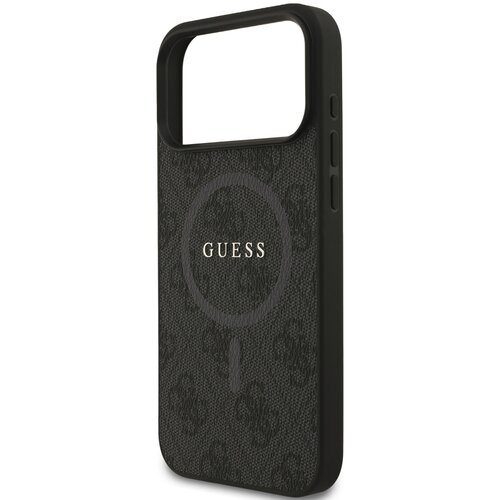Czarne etui na telefon z teksturą w delikatny wzór, z centralnie umieszczonym napisem "GUESS" oraz widocznym okręgiem MagSafe. Etui ma wycięcie na aparat i przyciski boczne.