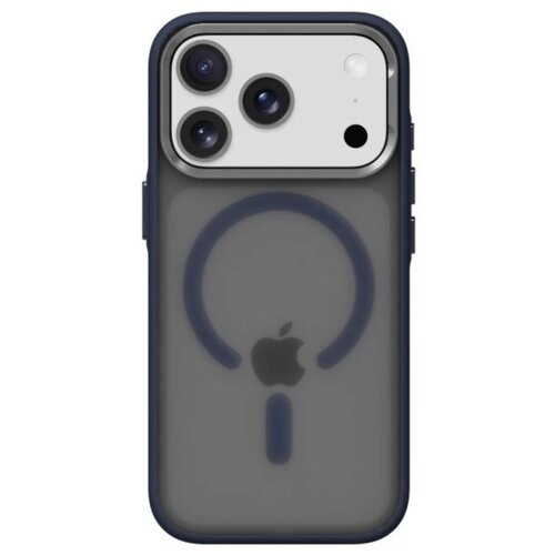 Na zdjęciu znajduje się niebieskie etui na telefon z trzema wycięciami na aparaty oraz widocznym logo w kształcie jabłka. Etui ma przezroczysty tył z okrągłym wzorem, który sugeruje kompatybilność z MagSafe.