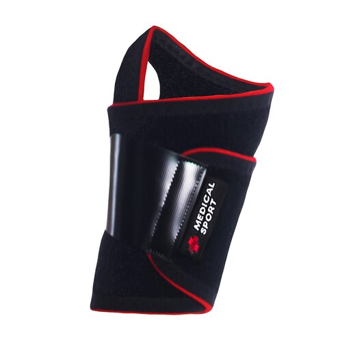 Czarny stabilizator z czerwonymi akcentami, z widocznym napisem "MEDICAL SPORT" oraz symbolem czerwonego krzyża. Produkt ma elastyczną konstrukcję z zapięciem na rzep.