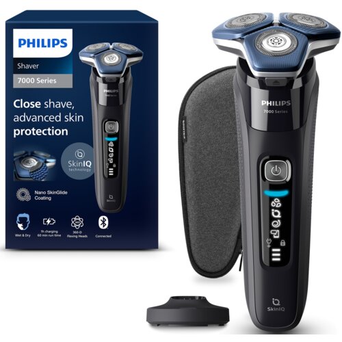 Na zdjęciu znajduje się golarka z serii 7000 marki Philips, obok której widoczne jest opakowanie z napisem "Close shave, advanced skin protection" oraz "SkinIQ technology". Golarka ma ciemny kolor, wyświetlacz z ikonami oraz przycisk zasilania, a w zestaw