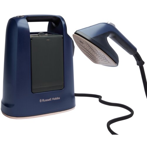 Na zdjęciu znajduje się parownica do ubrań w kolorze granatowym z widocznym logo "Russell Hobbs" na podstawie urządzenia. Obok podstawy znajduje się rękojeść z dyszą parową, połączona przewodem z urządzeniem.