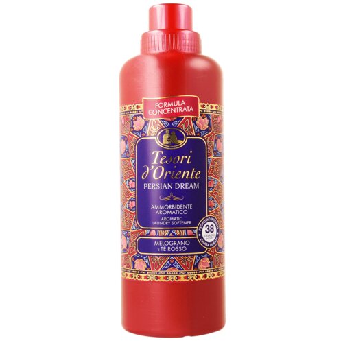 Czerwona butelka z koncentratem do płukania o nazwie "Tesori d'Oriente Persian Dream" o pojemności 760 ml, z ozdobnym wzorem i napisami: "FORMULA CONCENTRATA", "AMMORBIDENTE AROMATICO", "AROMATIC LAUNDRY SOFTENER", "MELOGRANO E TÈ ROSSO", oraz informacją 