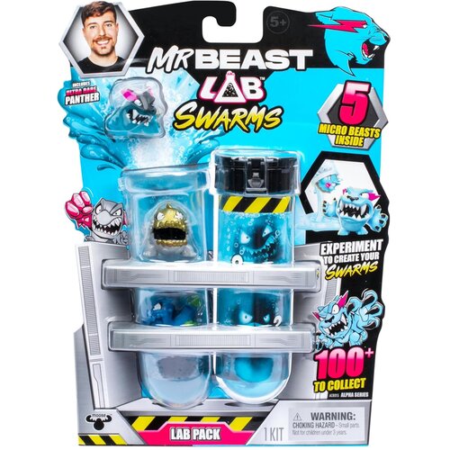 Opakowanie zestawu figurek "Mr Beast Lab Swarms" zawiera pięć mikro figurek w przezroczystych pojemnikach, z kolorową grafiką przedstawiającą postacie i napisy: "5 Micro Beasts Inside", "Experiment to Create Your Swarms", "100+ to Collect", oraz ostrzeżen