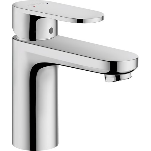 Chromowana bateria umywalkowa o nowoczesnym designie z zaokrąglonymi krawędziami i dźwignią do regulacji wody. Na górnej części baterii widoczne jest logo "hansgrohe" oraz oznaczenia temperatury wody: niebieska i czerwona kropka.