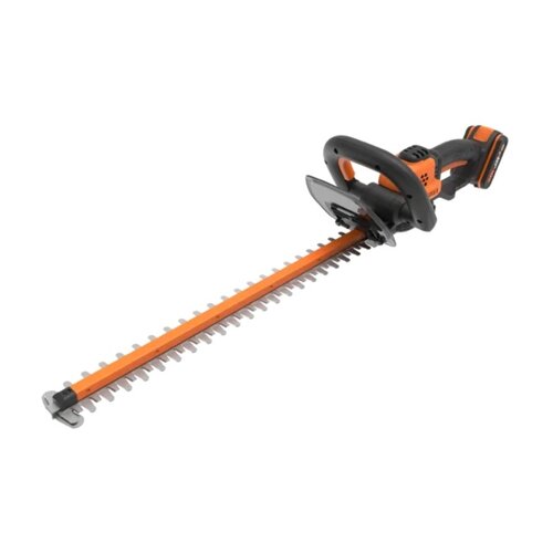 Na zdjęciu widoczne są nożyce akumulatorowe do żywopłotu w kolorze czarno-pomarańczowym, z długim ostrzem i ergonomicznym uchwytem. Produkt ma kompaktowy design i widoczne logo producenta.