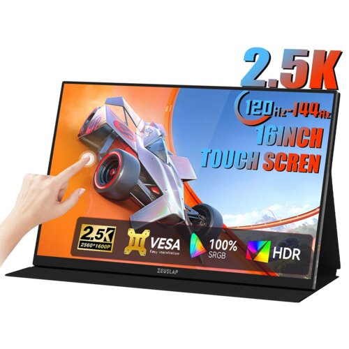 Na zdjęciu znajduje się monitor z wyświetlanym obrazem samochodu wyścigowego, a obok widnieją napisy: "2.5K", "120Hz-144Hz", "16INCH TOUCH SCREEN", "2.5K 2560*1600P", "VESA Easy installation", "100% SRGB", "HDR". Na dolnej ramce monitora widoczny jest nap