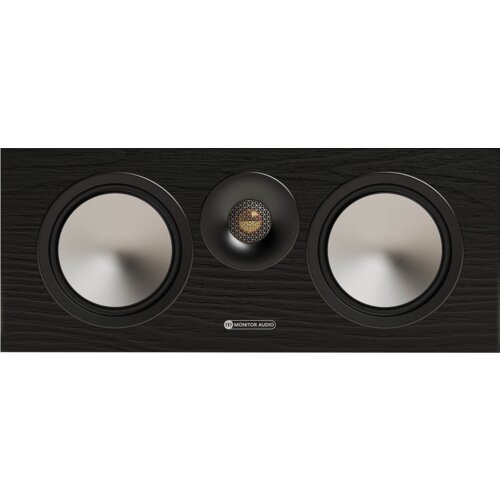 Czarny głośnik centralny z dwoma srebrnymi membranami po bokach i centralnym głośnikiem wysokotonowym z siatką. Na obudowie widoczne jest logo "MONITOR AUDIO".