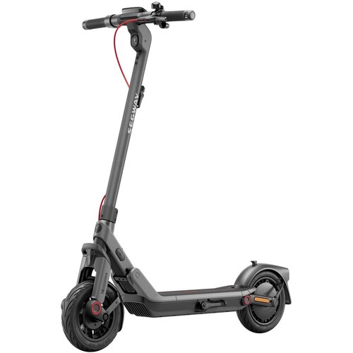 Czarno-szara hulajnoga elektryczna z widocznym logo "SEGWAY" na kierownicy, wyposażona w amortyzację i duże koła. Kabel hamulcowy jest czerwony, a konstrukcja hulajnogi jest solidna i nowoczesna.
