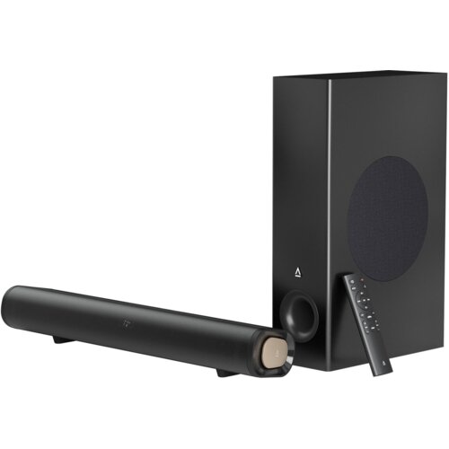 Na zdjęciu znajduje się czarny soundbar oraz subwoofer z widocznym logo producenta w kształcie trójkąta. Obok subwoofera leży pilot z kilkoma przyciskami.