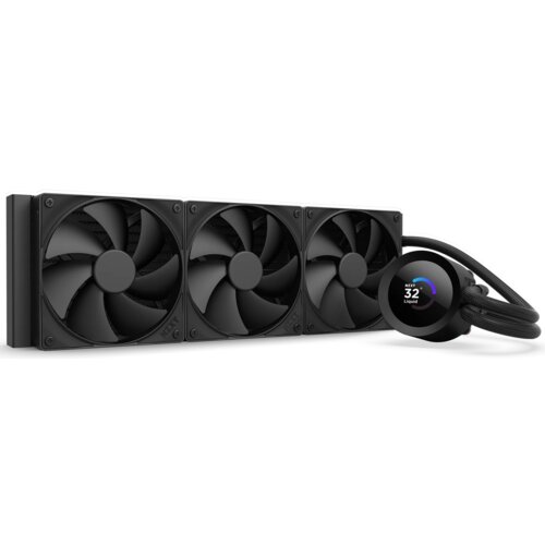 Na zdjęciu widoczne jest chłodzenie wodne z trzema wentylatorami oraz okrągłym blokiem wodnym z wyświetlaczem, na którym znajduje się napis "NZXT 32° Liquid". Produkt ma czarną kolorystykę i elastyczne przewody.