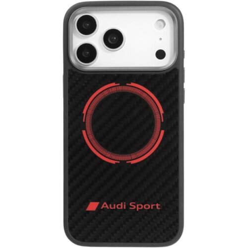 Czarne etui z włókna węglowego z czerwonym okręgiem MagSafe i napisem "Audi Sport" w dolnej części. Etui jest przeznaczone do telefonu z trzema widocznymi obiektywami aparatu.