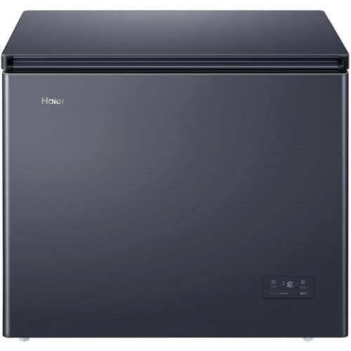 Ciemnoszara zamrażarka z widocznym logo "Haier" na górnej części frontu oraz panelem sterowania z wyświetlaczem cyfrowym pokazującym "-18°C".