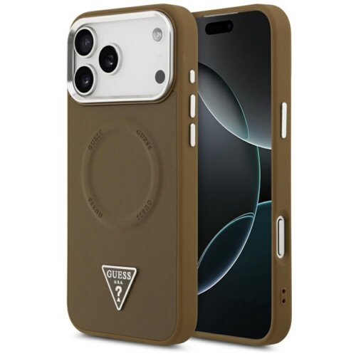 Brązowe etui na telefon z widocznym logo "GUESS U.S.A" w kształcie trójkąta oraz napisem "GUESS" powtarzającym się wokół okręgu. Etui jest przystosowane do systemu MagSafe i przeznaczone dla modelu Apple iPhone 17 Pro Max.