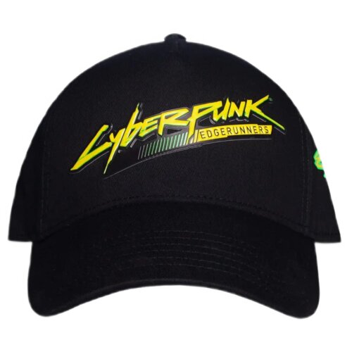 Czarna czapka z daszkiem z widocznym logo "Cyberpunk Edgerunners" w jaskrawożółtym kolorze na przodzie. Po bokach czapki znajdują się zielone elementy graficzne.