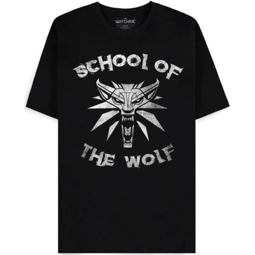 Czarna koszulka z nadrukiem przedstawiającym stylizowaną głowę wilka oraz tekst "SCHOOL OF THE WOLF" w szarym kolorze. Wewnątrz kołnierzyka znajduje się napis "THE WITCHER".