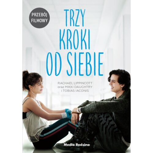 Trzy kroki od siebie