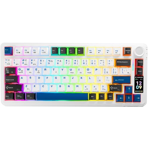 Biała klawiatura z podświetleniem RGB, posiadająca różnokolorowe klawisze, w tym czarne klawisze funkcyjne i specjalne. Na klawiaturze widoczne są napisy takie jak "Caps Lock", "Enter", "Shift", a także logo "RAMPAGE" oraz cyfrowy wyświetlacz z godziną "12:09".