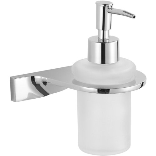 Na zdjęciu znajduje się chromowany dozownik do mydła z matowym pojemnikiem, zamontowany na prostokątnym uchwycie. Produkt ma elegancki, nowoczesny design z błyszczącymi elementami.