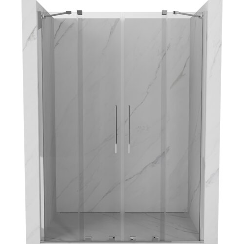 Przeszklone drzwi prysznicowe rozsuwane z chromowanymi uchwytami, zamontowane w marmurowej wnęce. Produkt ma minimalistyczny design z przezroczystymi panelami i metalowymi elementami.