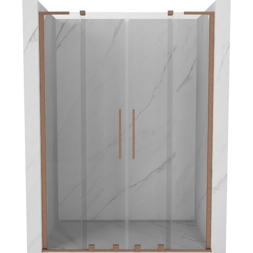 Przeszklone drzwi prysznicowe z miedzianymi, szczotkowanymi elementami i uchwytami, zamontowane w marmurowej wnęce. Produkt ma minimalistyczny design z przezroczystymi panelami.