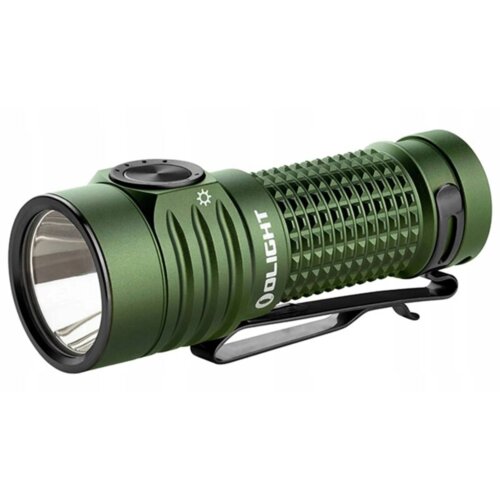 Zielona latarka z metalicznym wykończeniem, posiada teksturowany uchwyt i klips mocujący. Na obudowie widoczny jest napis "OLIGHT" oraz symbol słońca.