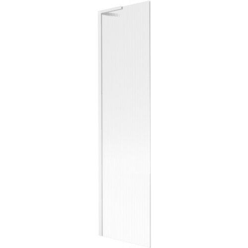 Biały, jednoskrzydłowy parawan nawannowy o wymiarach 50 x 150 cm z prążkowanym wzorem. Produkt jest prostokątny i ma gładką powierzchnię z widocznymi pionowymi liniami.
