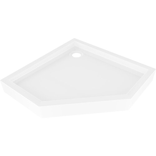 Biały, pięciokątny brodzik o błyszczącej powierzchni z otworem odpływowym w jednym z narożników. Produkt ma wymiary 90 x 90 cm.