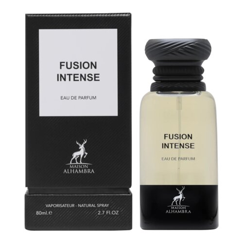 Czarne opakowanie i flakon perfum z napisem "FUSION INTENSE EAU DE PARFUM" oraz logo przedstawiającym jelenia i tekstem "MAISON ALHAMBRA". Na opakowaniu widnieje również informacja "VAPORISATEUR - NATURAL SPRAY 80 ml e 2.7 FL.OZ".