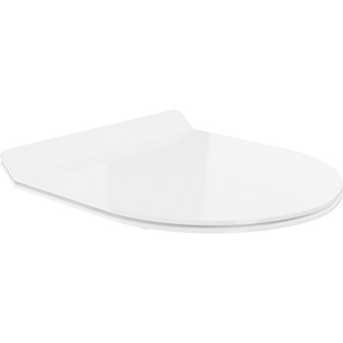 Na zdjęciu znajduje się biała, połyskująca deska sedesowa o smukłym profilu, wykonana z duroplastu. Produkt ma prosty, nowoczesny design i jest przeznaczony do wolnoopadającego zamykania.