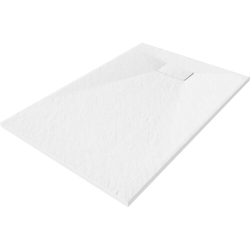 Biały, prostokątny brodzik o teksturowanej powierzchni z widocznym odpływem w kształcie kwadratu. Produkt ma minimalistyczny design i jednolitą kolorystykę.