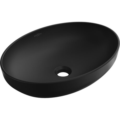 Czarna matowa umywalka nablatowa o owalnym kształcie z widocznym otworem odpływowym, na której znajduje się logo "MEXEN".