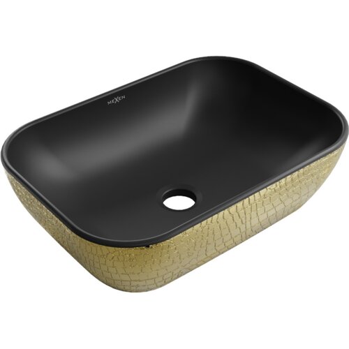 Czarna matowa umywalka nablatowa o prostokątnym kształcie z zaokrąglonymi rogami, zewnętrzna powierzchnia ozdobiona złotym wzorem przypominającym łuski. Na wewnętrznej stronie widoczne jest logo "MEXEN".
