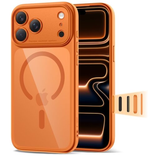 Pomarańczowe etui TECH-PROTECT MagPeak MagSafe CC do Apple iPhone 17 Pro z widocznym logo w kształcie koła i jabłka, posiada wycięcia na aparat i przyciski. Na etui znajduje się napis "Precision machined apertures".