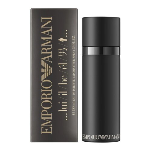 Czarne opakowanie i flakon perfum z napisem "EMPORIO ARMANI" oraz dodatkowymi oznaczeniami "lui/il/he/él/男" i "e 100 ml EAU DE TOILETTE VAPORISATEUR SPRAY 3.4 FL. OZ". Flakon jest cylindryczny z metalicznym pierścieniem, a na dole widnieje logo "EMPORIO ARMANI".