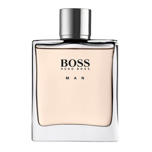 Prostokątna butelka z przezroczystego szkła z metalowym korkiem, zawierająca płyn w jasnym odcieniu. Na butelce widnieje napis: "BOSS HUGO BOSS MAN".