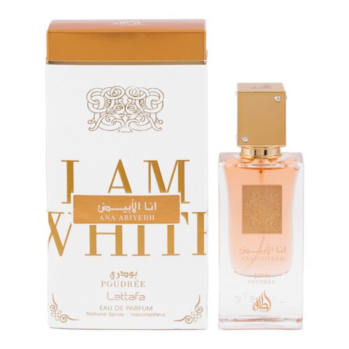 Biały kartonik z napisem "I AM WHITE" oraz "ANA ABIYEDH" w złotym kolorze, obok przezroczysta butelka perfum z beżowym korkiem i złotymi zdobieniami. Na opakowaniu i butelce widoczne są również napisy "POUDRÉE" i "Lattafa".