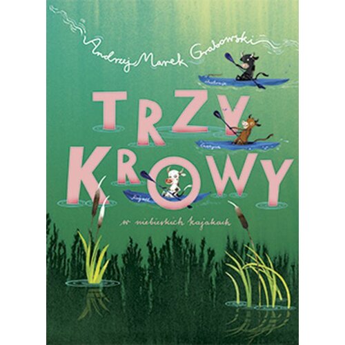 Trzy krowy w niebieskich kajakach