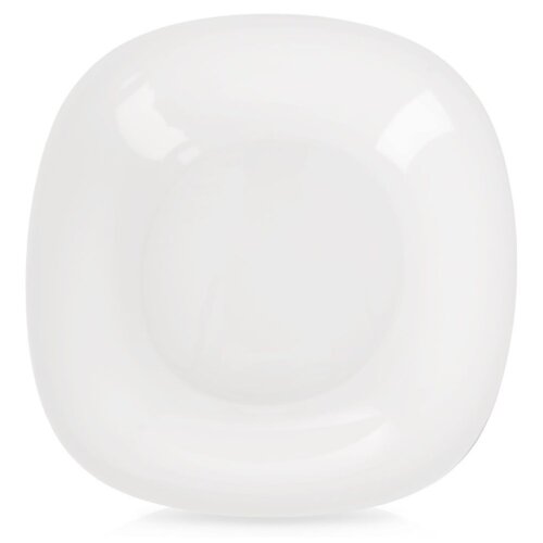 Na zdjęciu widoczny jest biały, szklany talerz obiadowy o głębokim kształcie i zaokrąglonych krawędziach. Talerz ma gładką powierzchnię i jednolity kolor.