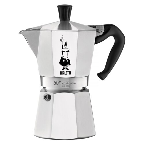 Srebrno-czarna kawiarka z czarnym uchwytem i pokrywką, na której widnieje logo z postacią oraz napis "BIALETTI". Na dolnej części znajduje się napis "Moka Express MADE IN ITALY".